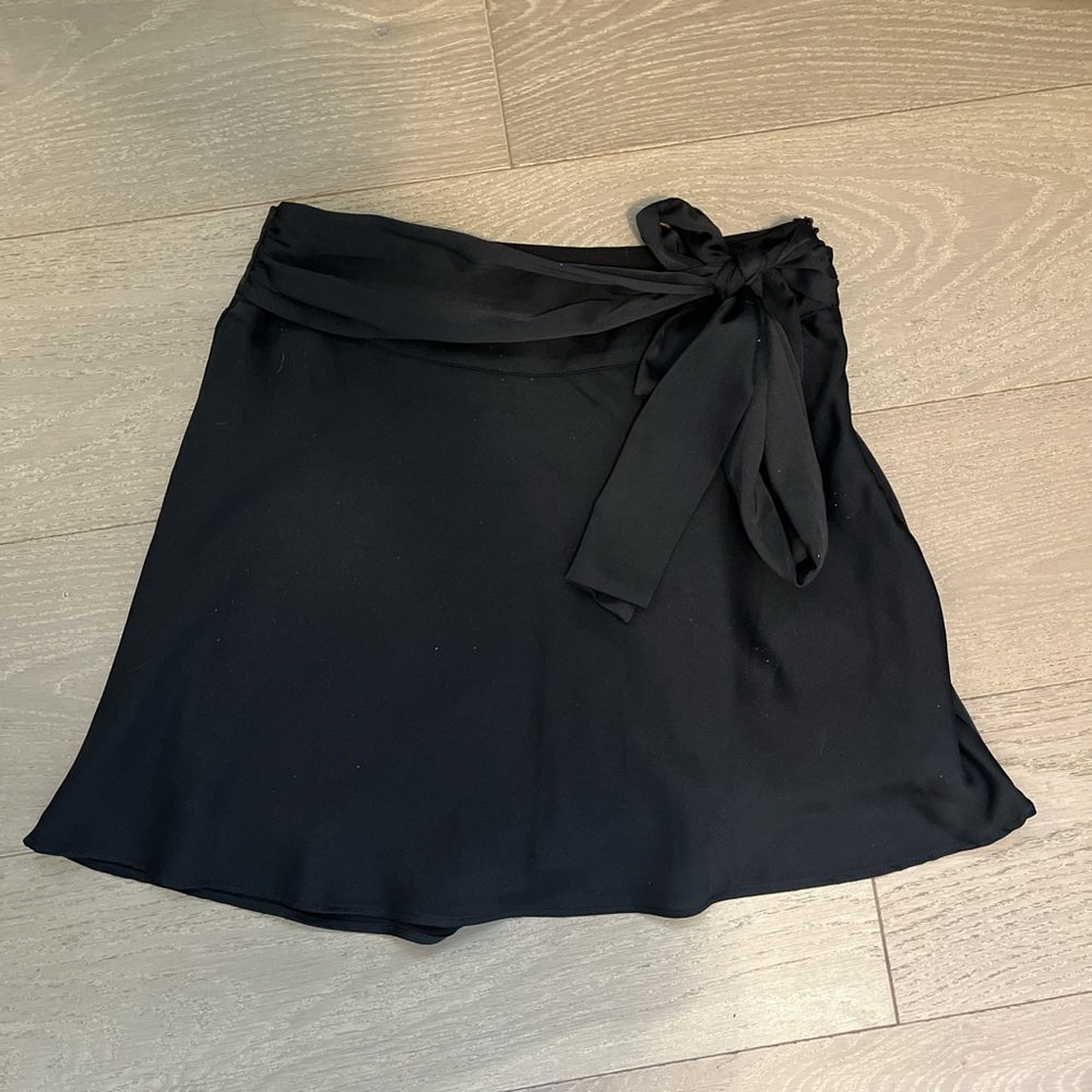 Black silky mini skirt with tie waist